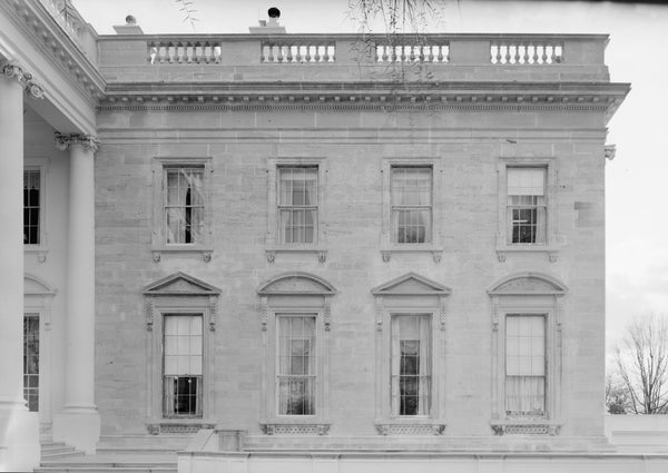 Windows of the White House Mirror